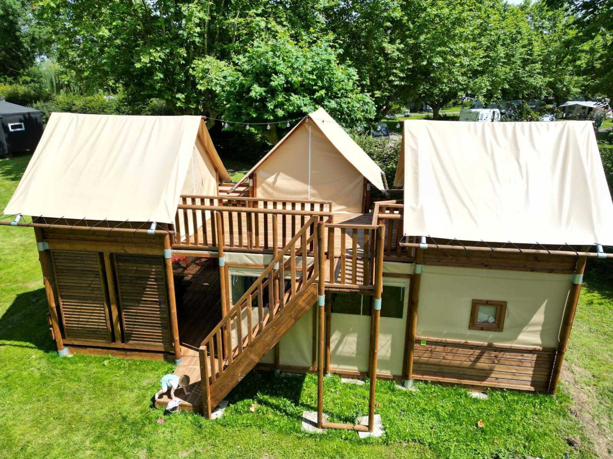 Camping De Thoissey *** Exterior photo