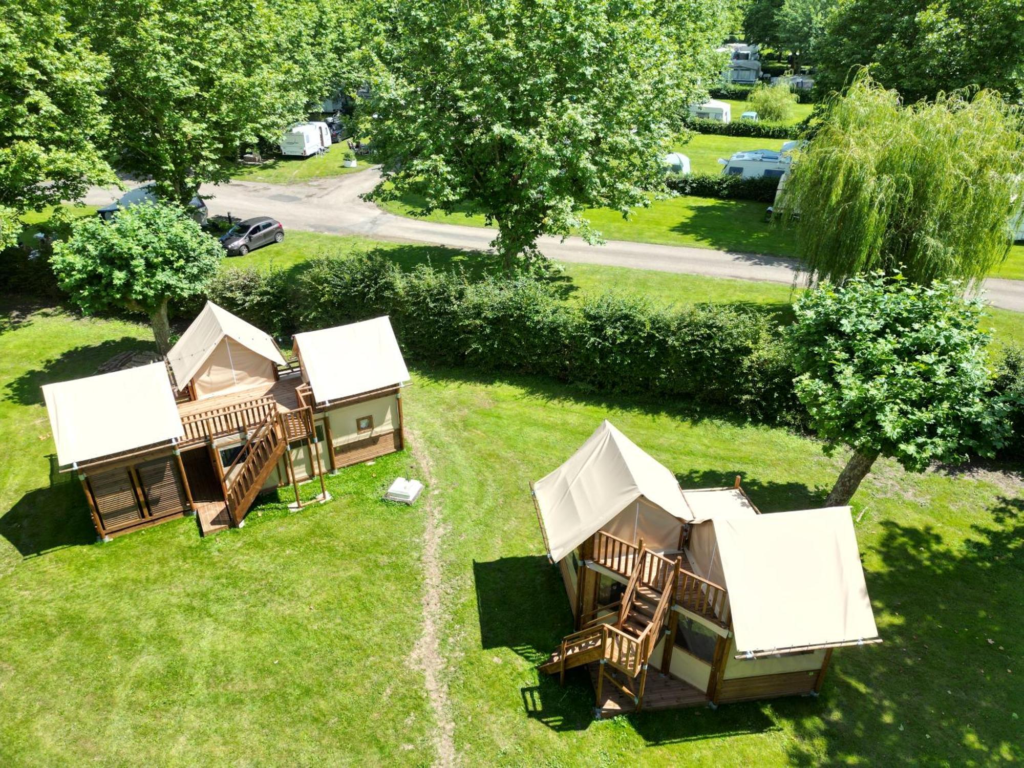 Camping De Thoissey *** Exterior photo