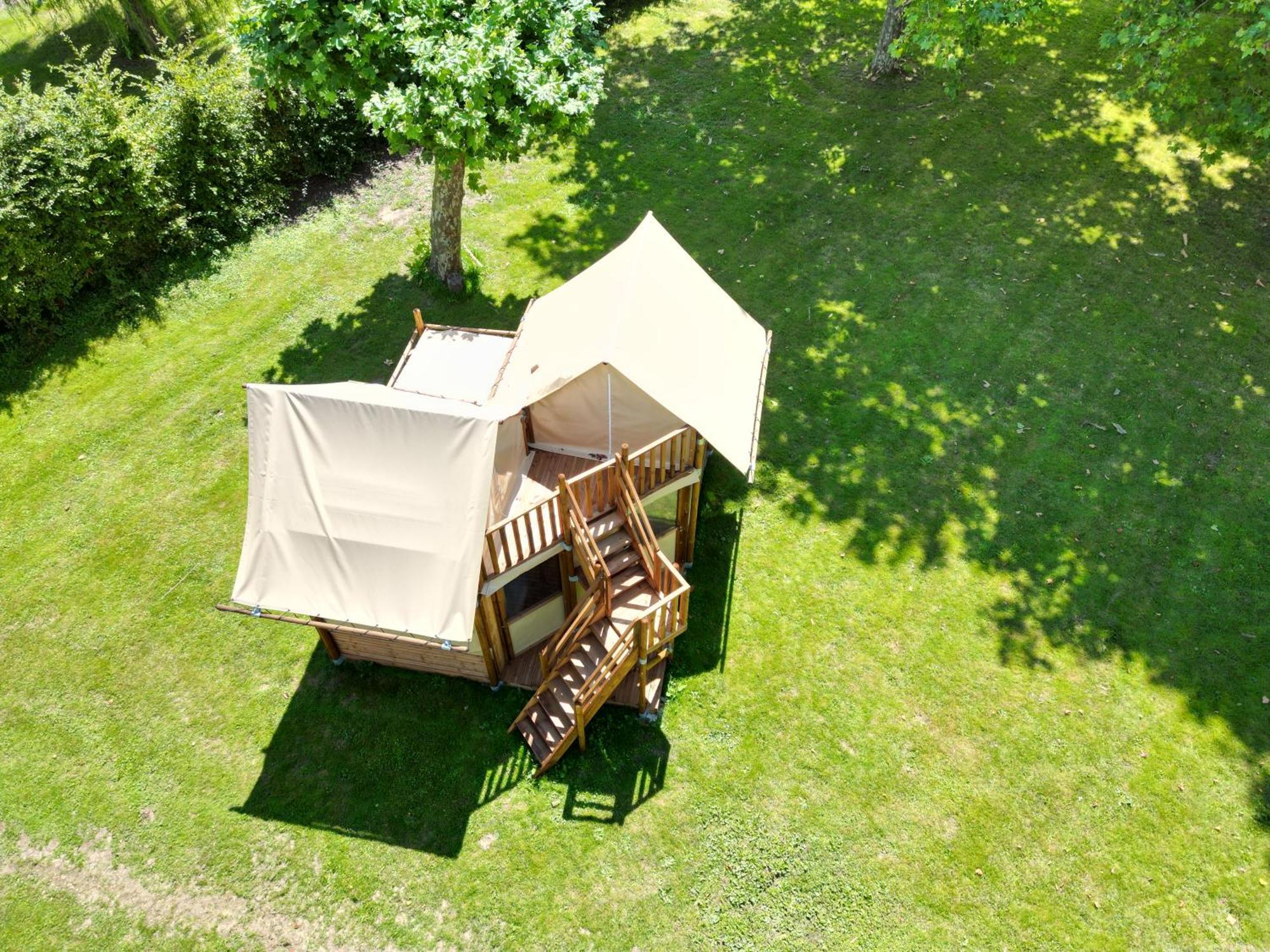 Camping De Thoissey *** Exterior photo