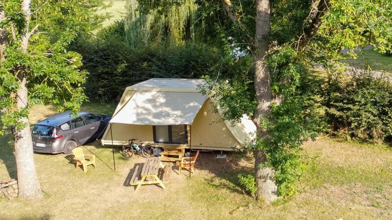 Camping De Thoissey *** Exterior photo